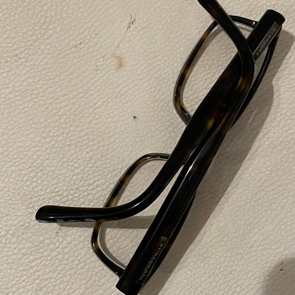 Burberry eye Frame - Picture 2 of 13